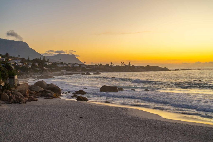 5 Bedroom Property for Sale in Clifton Western Cape